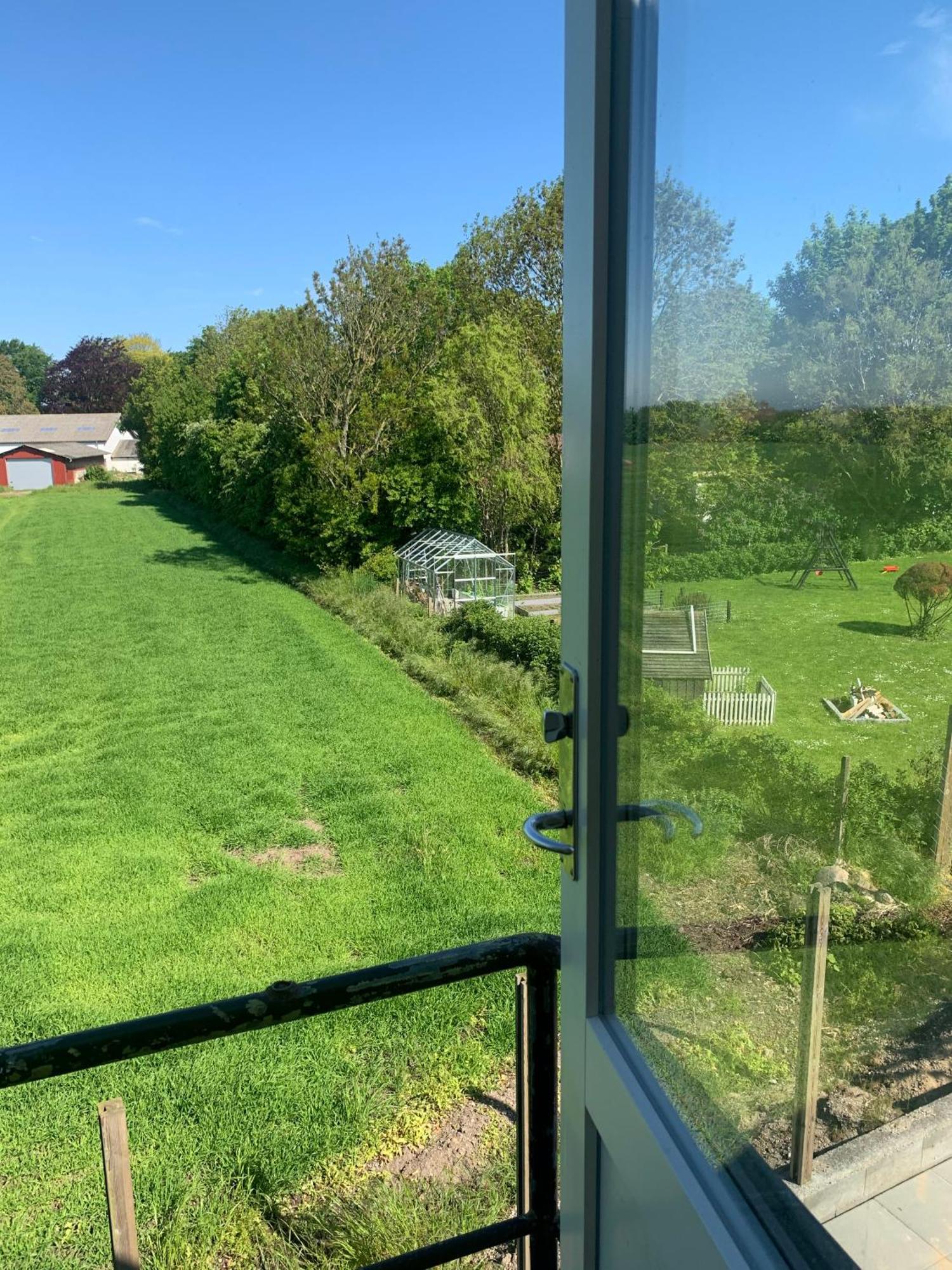 Drejerindens Kreative Stemningsfulde Lejlighed Sonderso Bagian luar foto